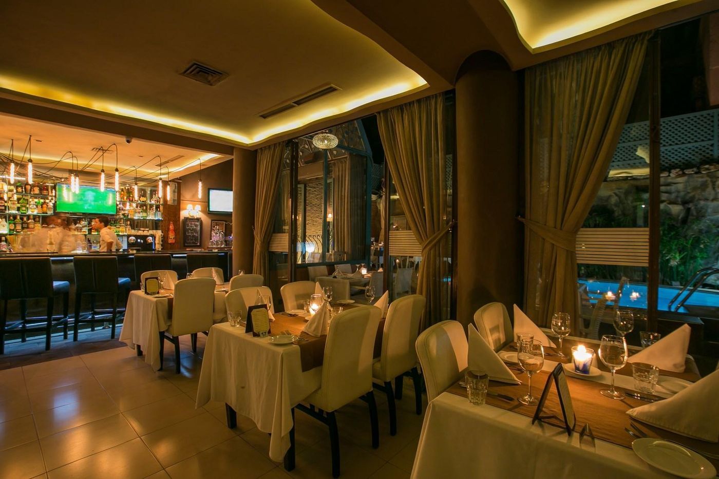 Le-Caspien-Restaurant-26