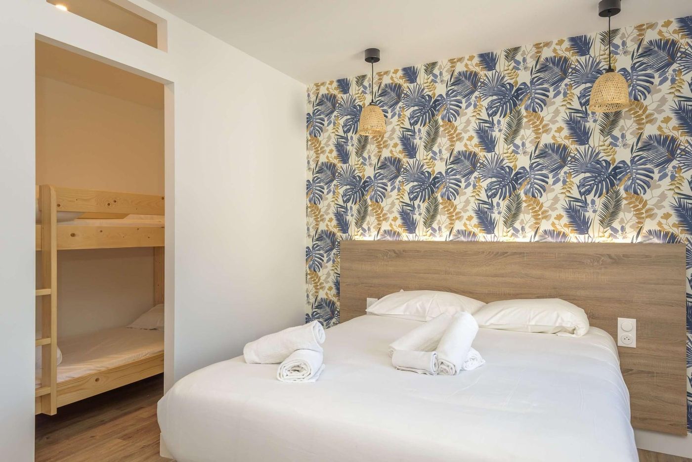 KYRIAD DIRECT TOULON OUEST - La Seyne sur Mer-France-La Seyne-sur-Mer-Room-6