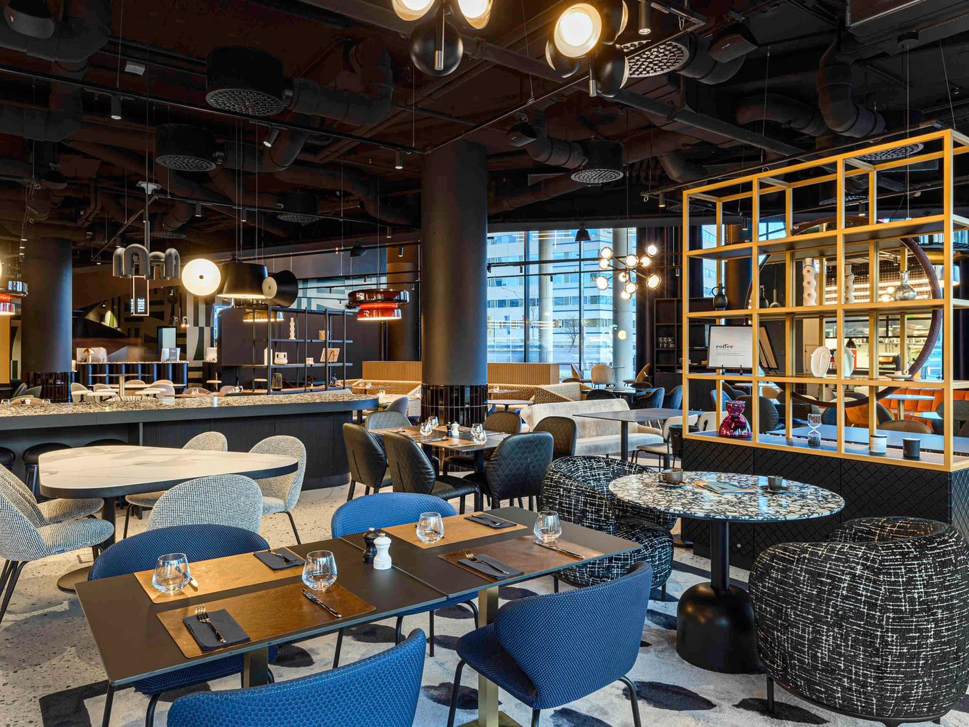 Tribe-Budapest-Stadium-Restaurant-38