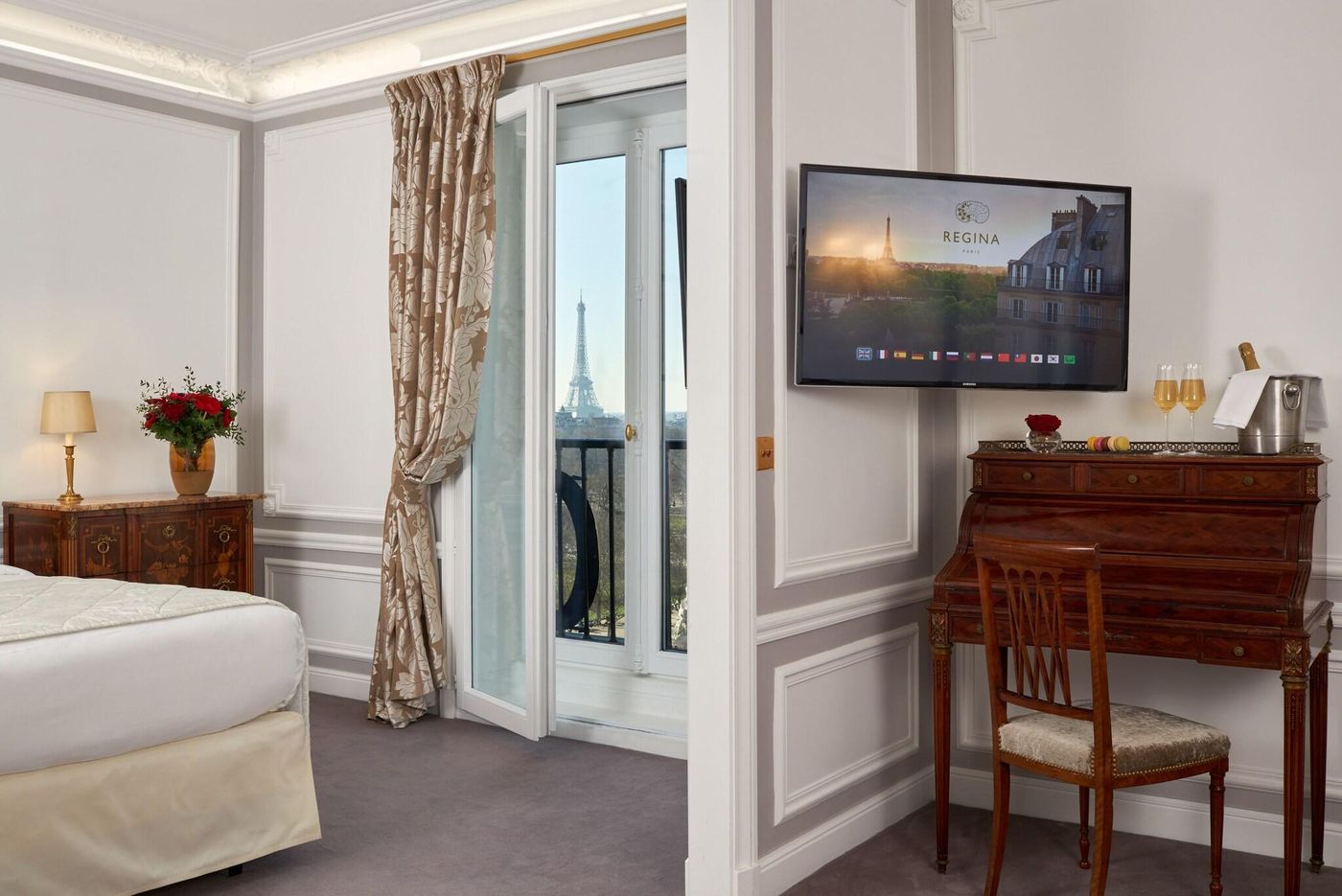 Regina-Hotel-Room-44