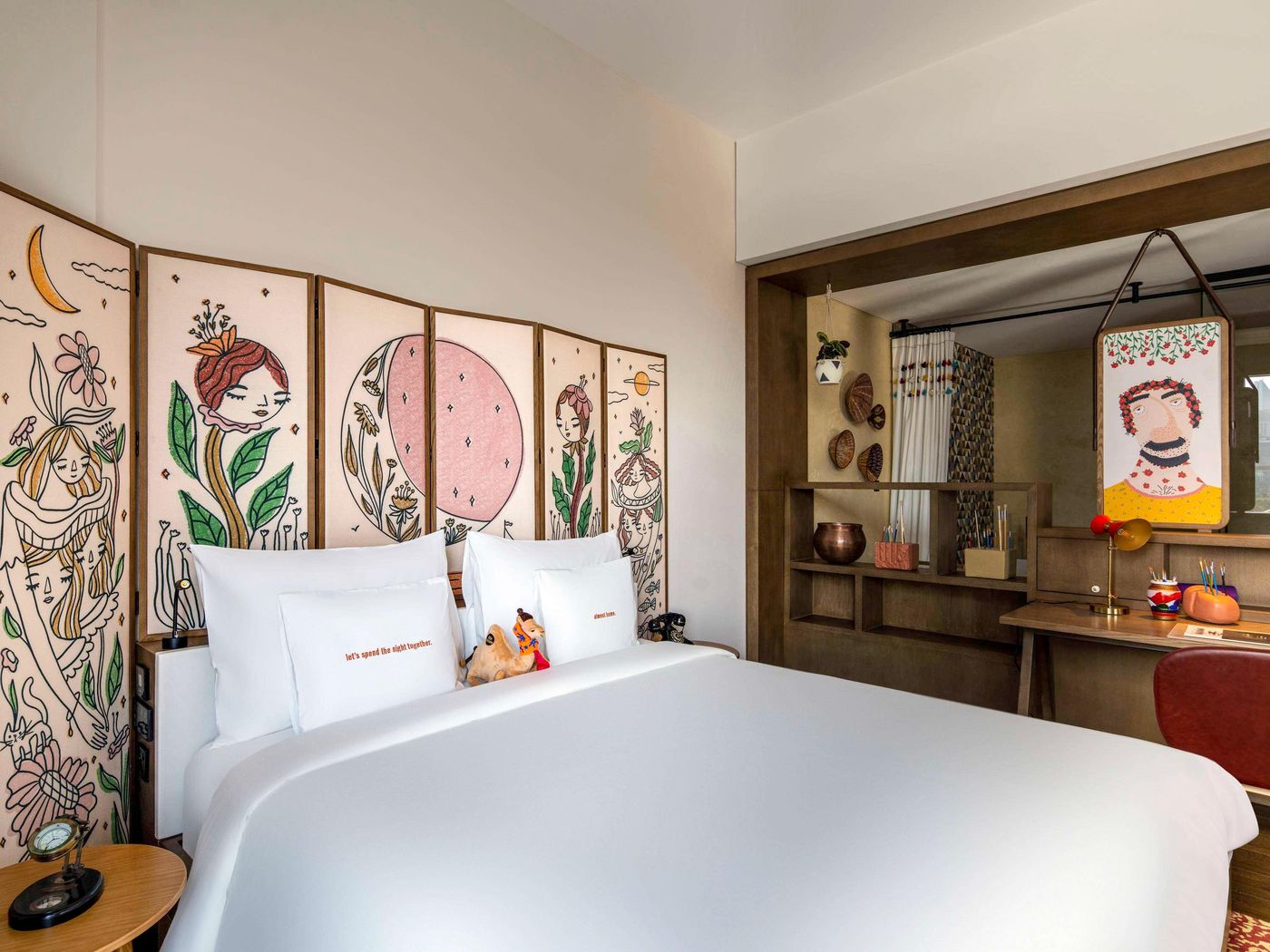 25hours-Hotel-Dubai-One-Central-Room-27