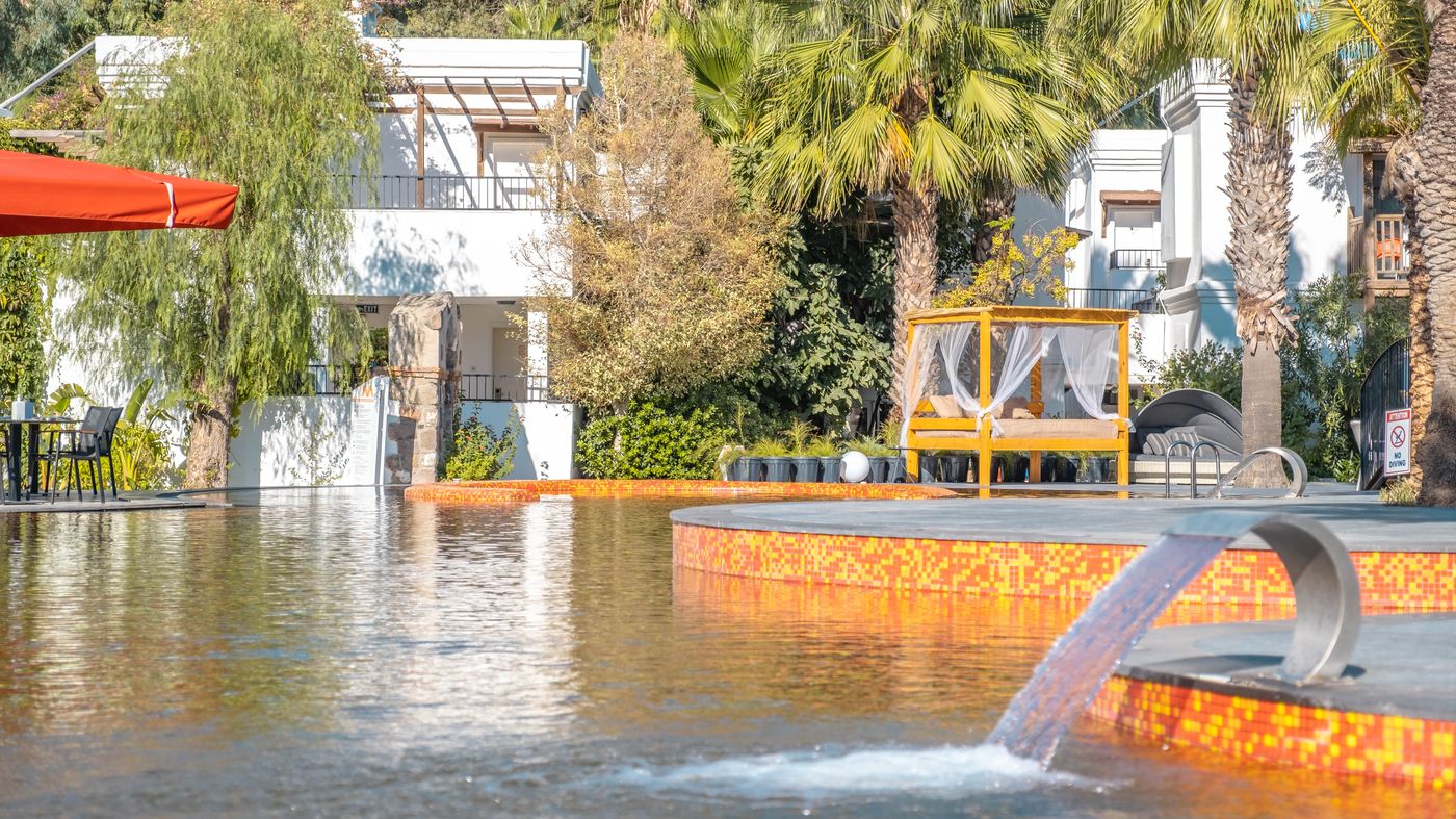 Very Chic Hotel - Adults Only