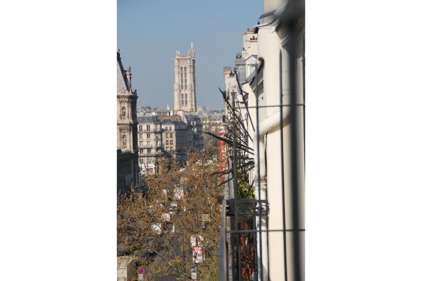 France-Louvre-Terrace-17