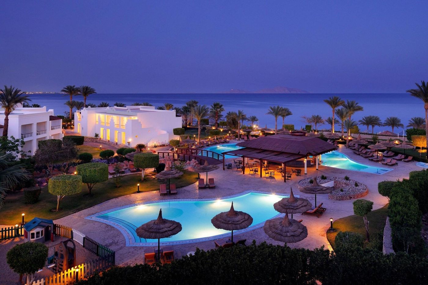 Renaissance-Sharm-El-Sheikh-Golden-View-Beach-Rest-General-view-11