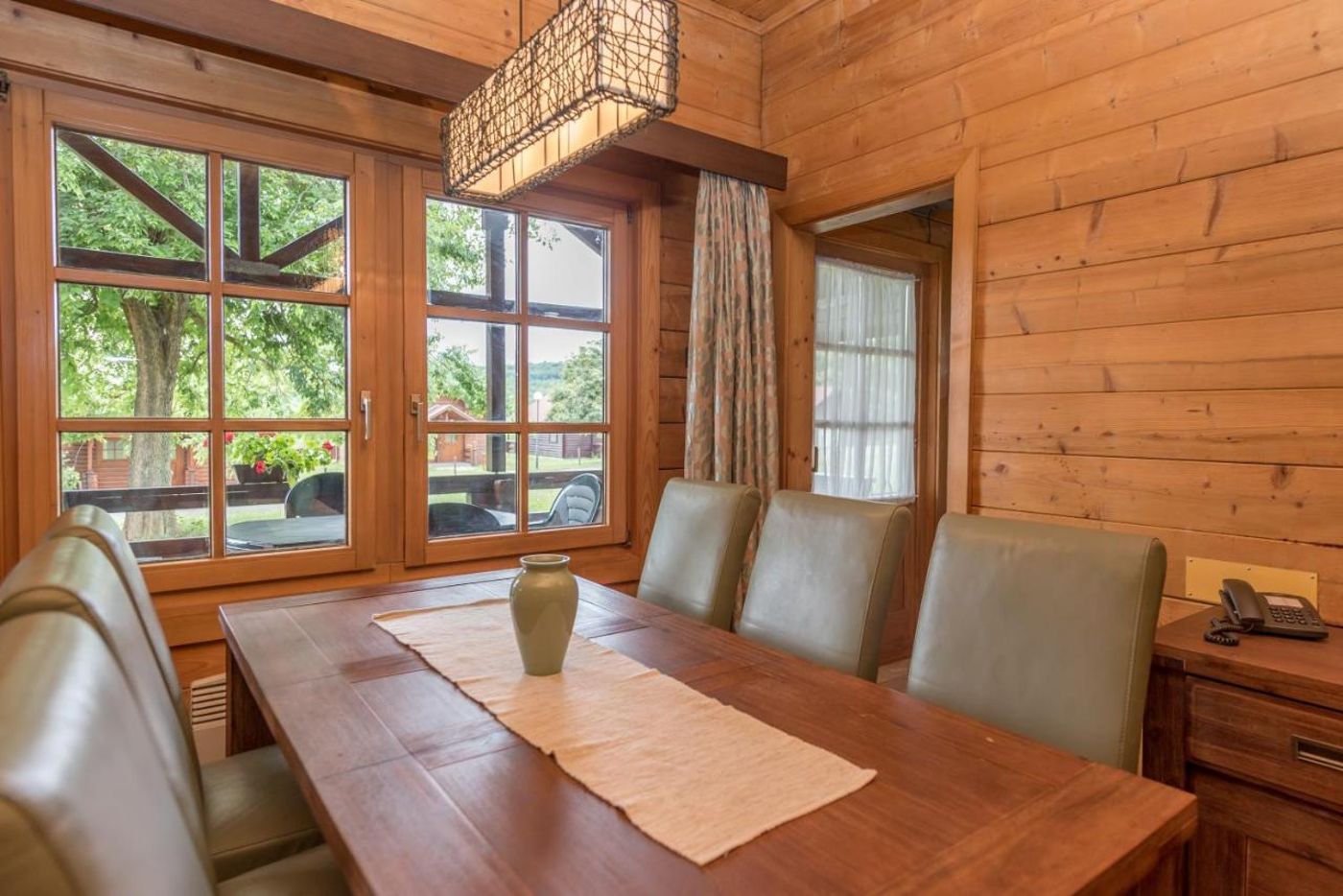 Petnehazy-Aparthotel-Room-12