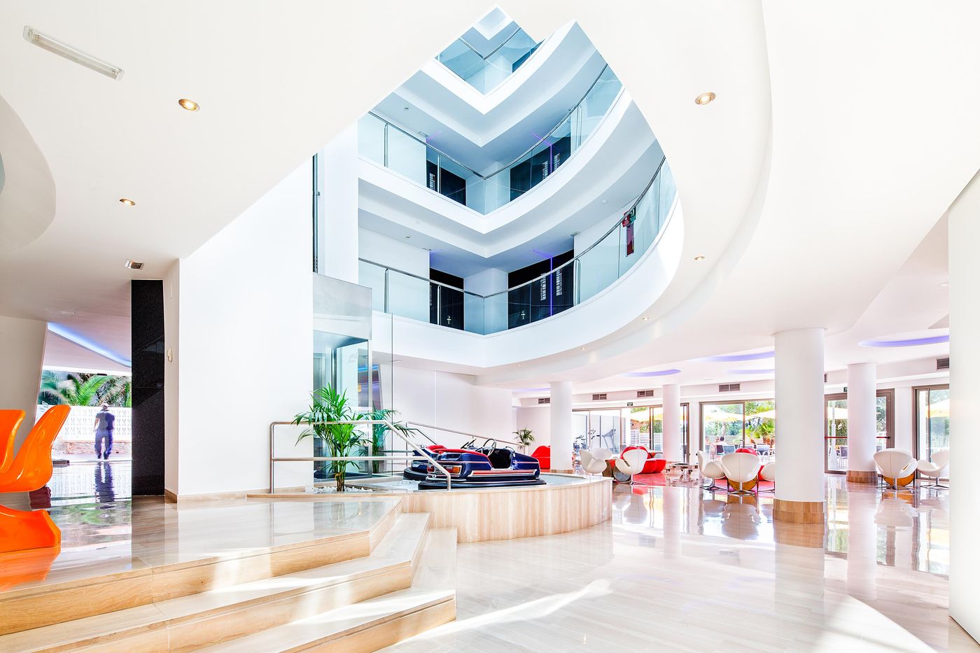 THB-Ocean-Beach-Lobby-60