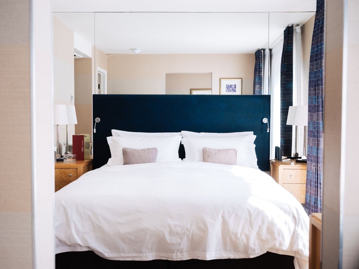 The-Club-Hotel---Spa-Room-16