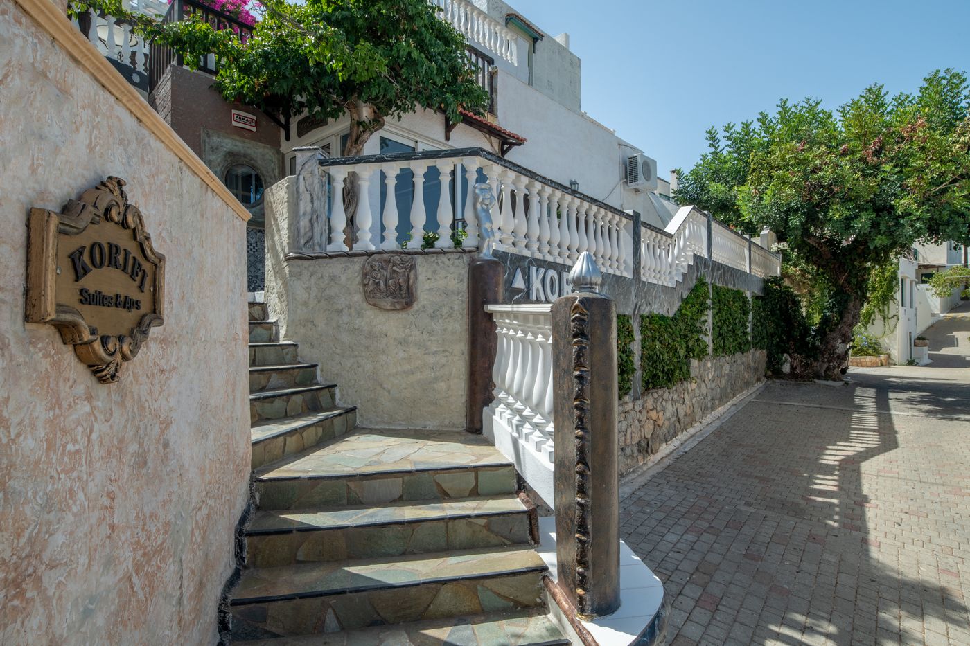 Korifi-Suites-Art-Hotel-General-view-9