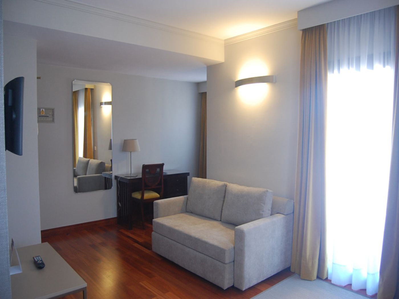 Hotel-Escuela-Santa-Brigida-General-view-12