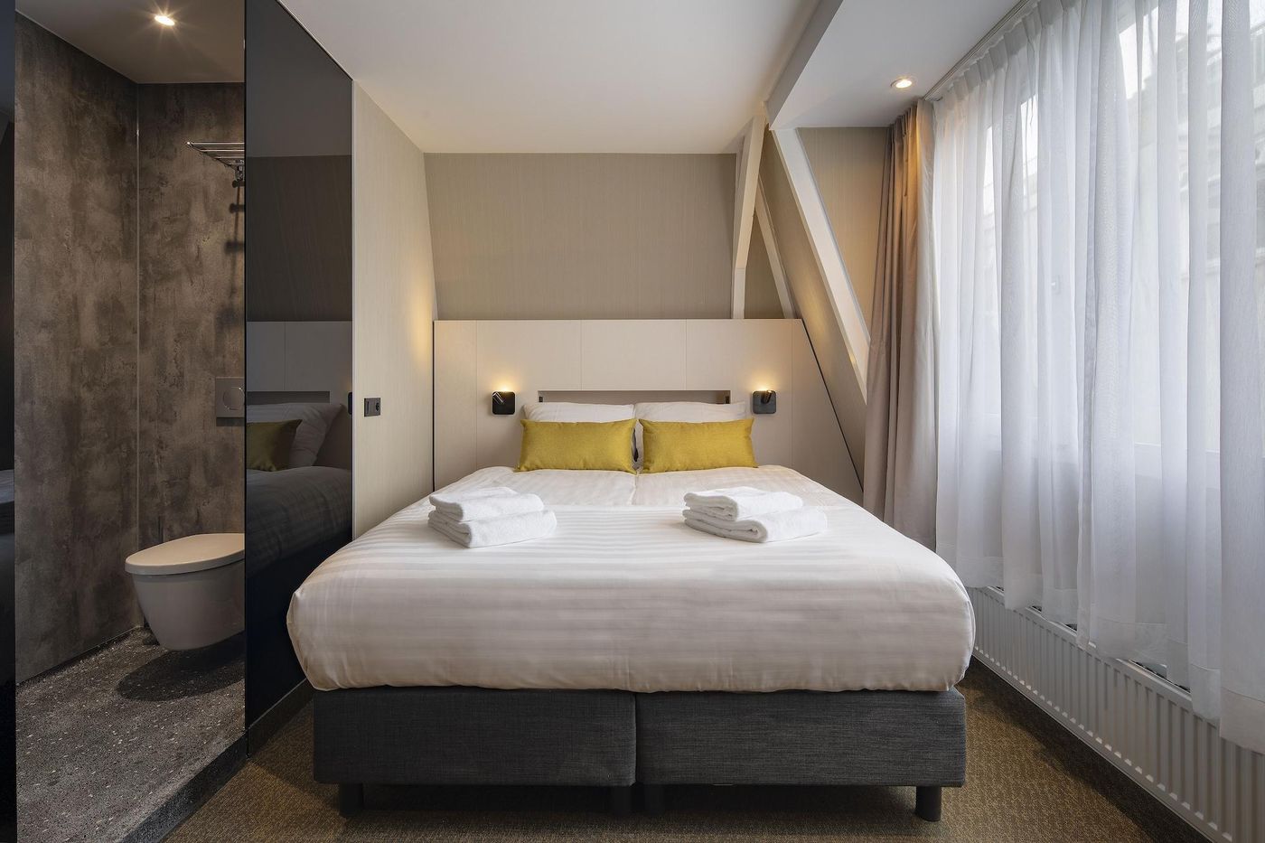 Cityview-Hotel-Room-8