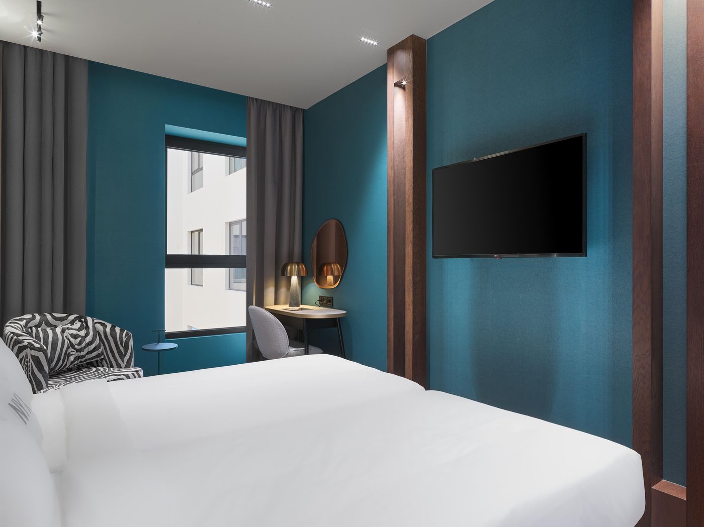 NYX-Esperia-Palace-Athens-by-Leonardo-Hotels-Room-59