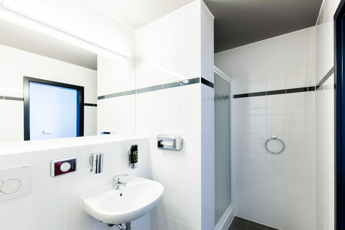 a-o-Prague-Rhea-Room-15