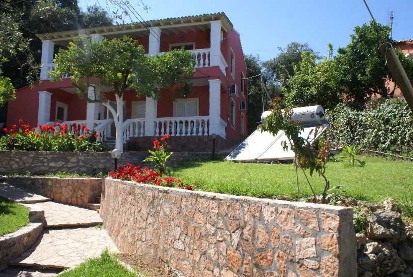 Fouxia-Apartments-and-Studios-General-view-10