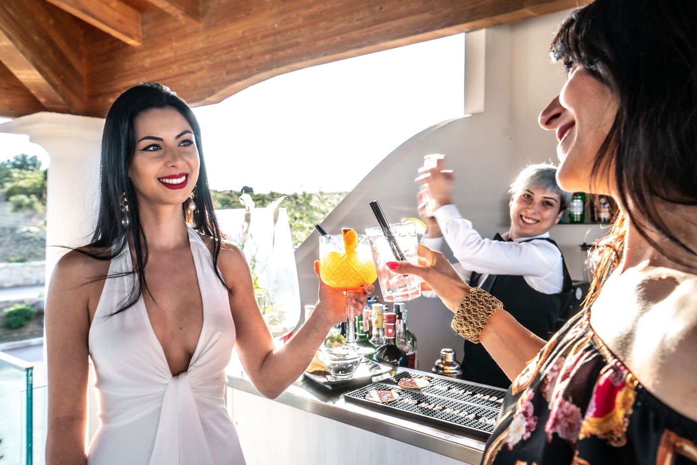 Grande-Baia-Resort-Hotel-Bar-12