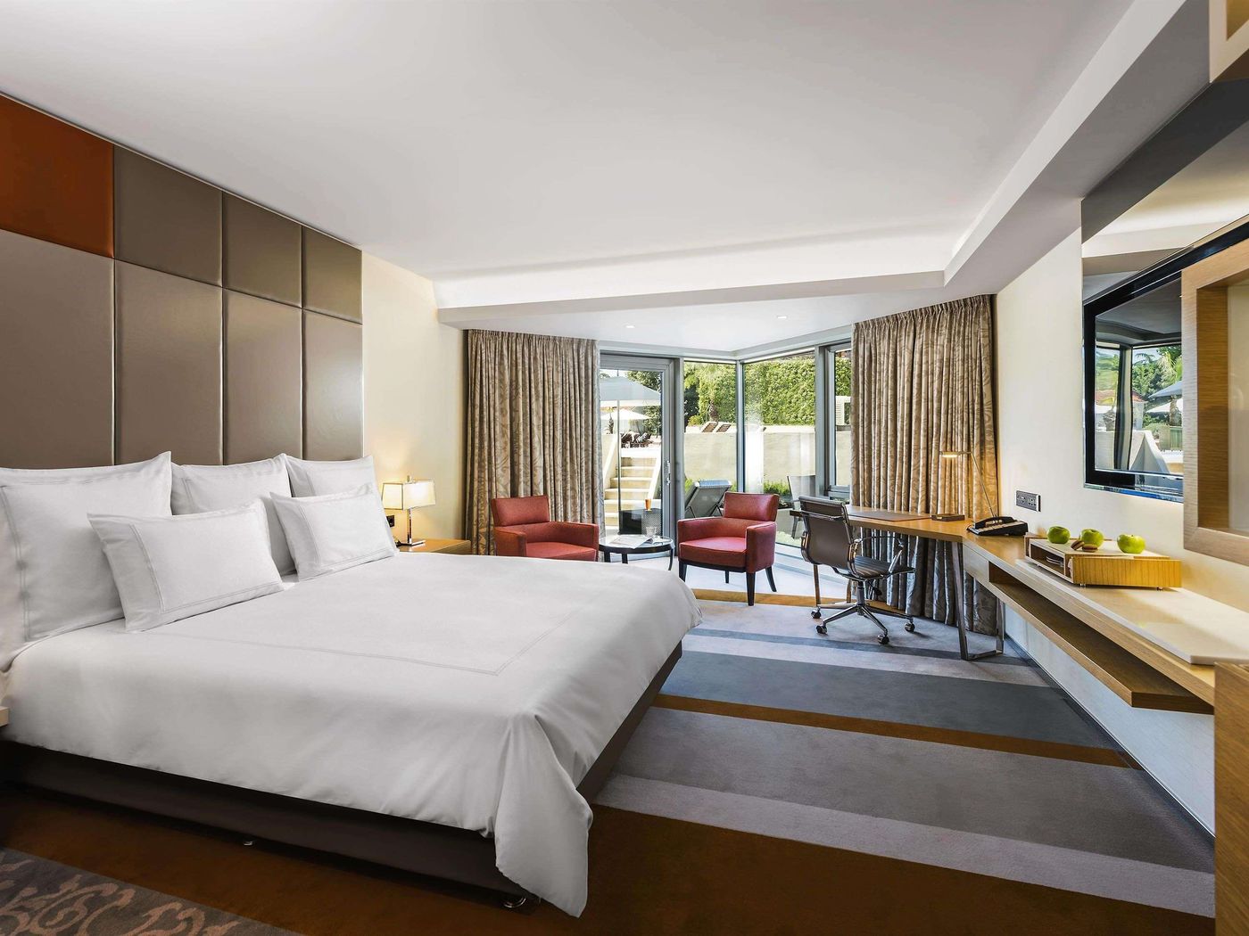 Swissotel-The-Bosphorus-Istanbul-Room-37