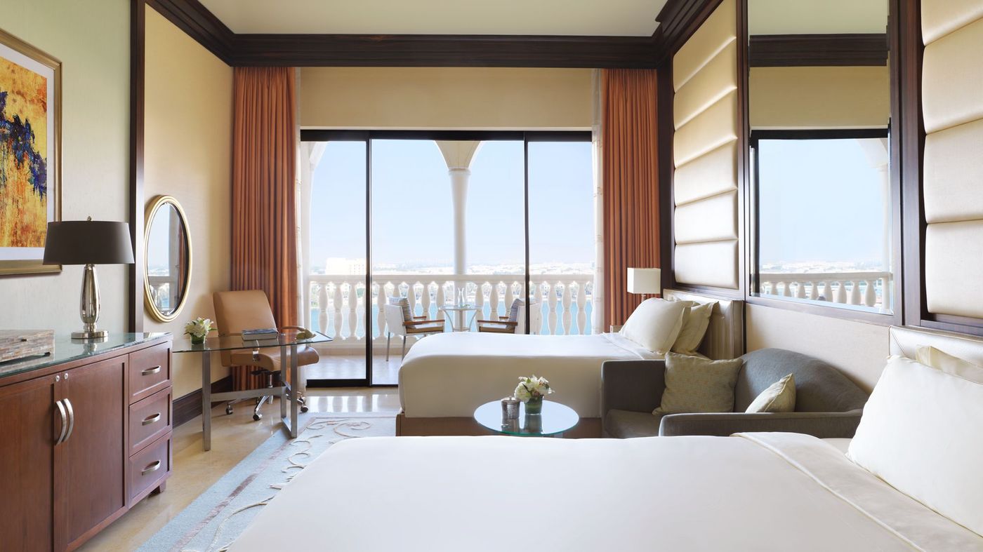The Ritz Carlton Abu Dhabi Grand Canal