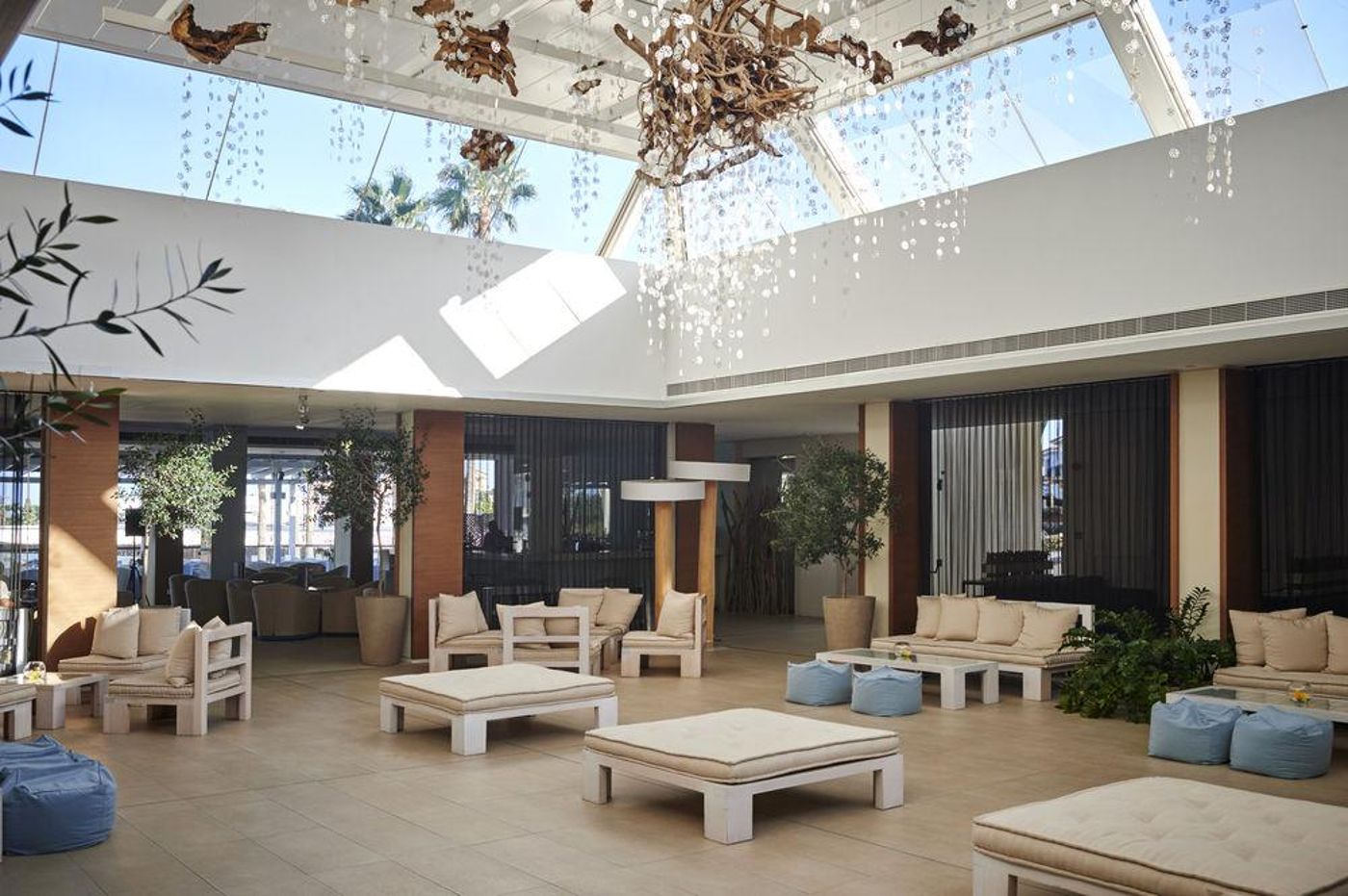 Capo-Bay-Hotel-Terrace-43