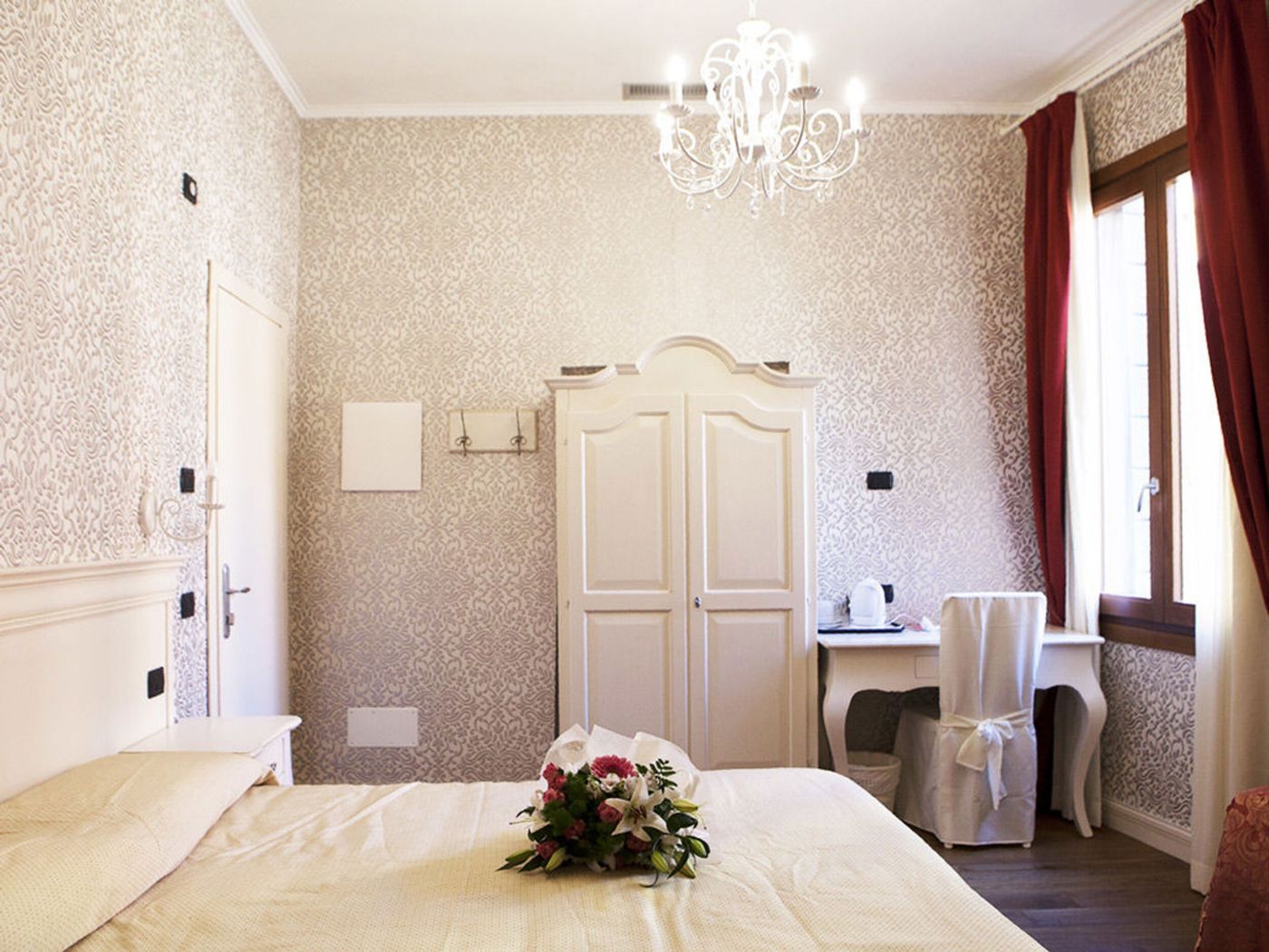 Charming-Venice-Santa-Fosca-Room-17