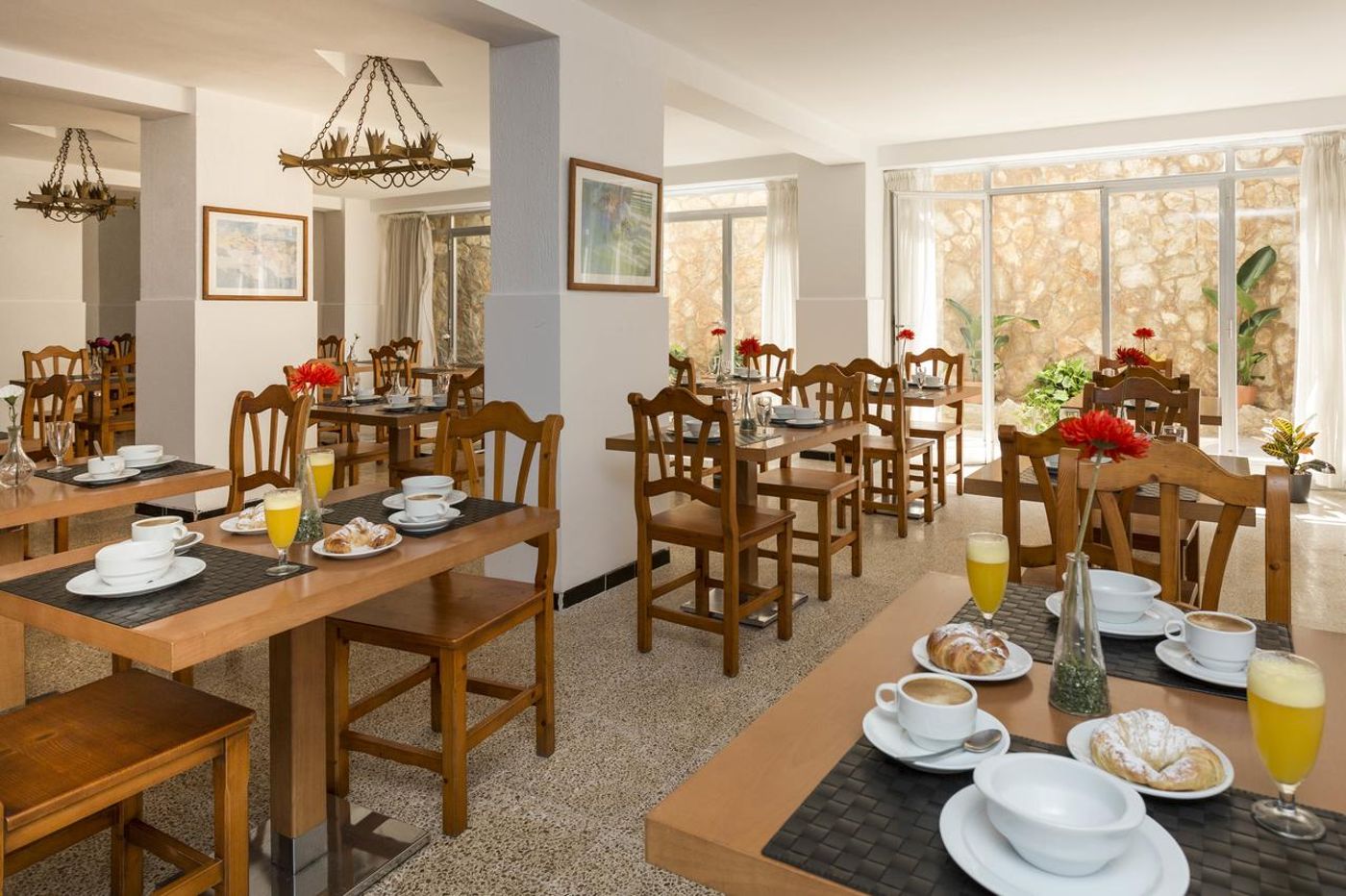 Elegance Playa Arenal