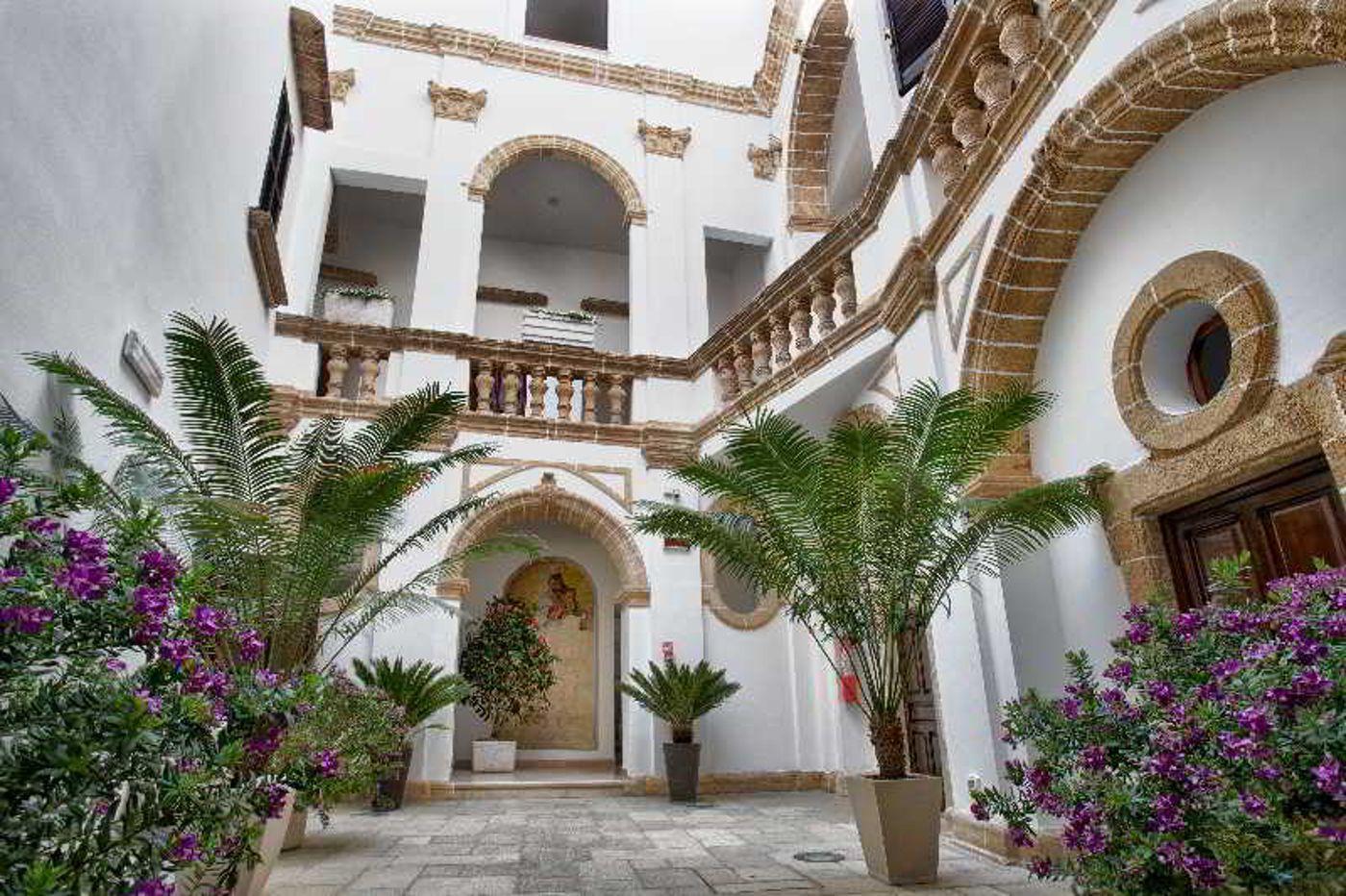 Al Pescatore Hotel & Restaurant-Italy-GALLIPOLI-Lobby-2