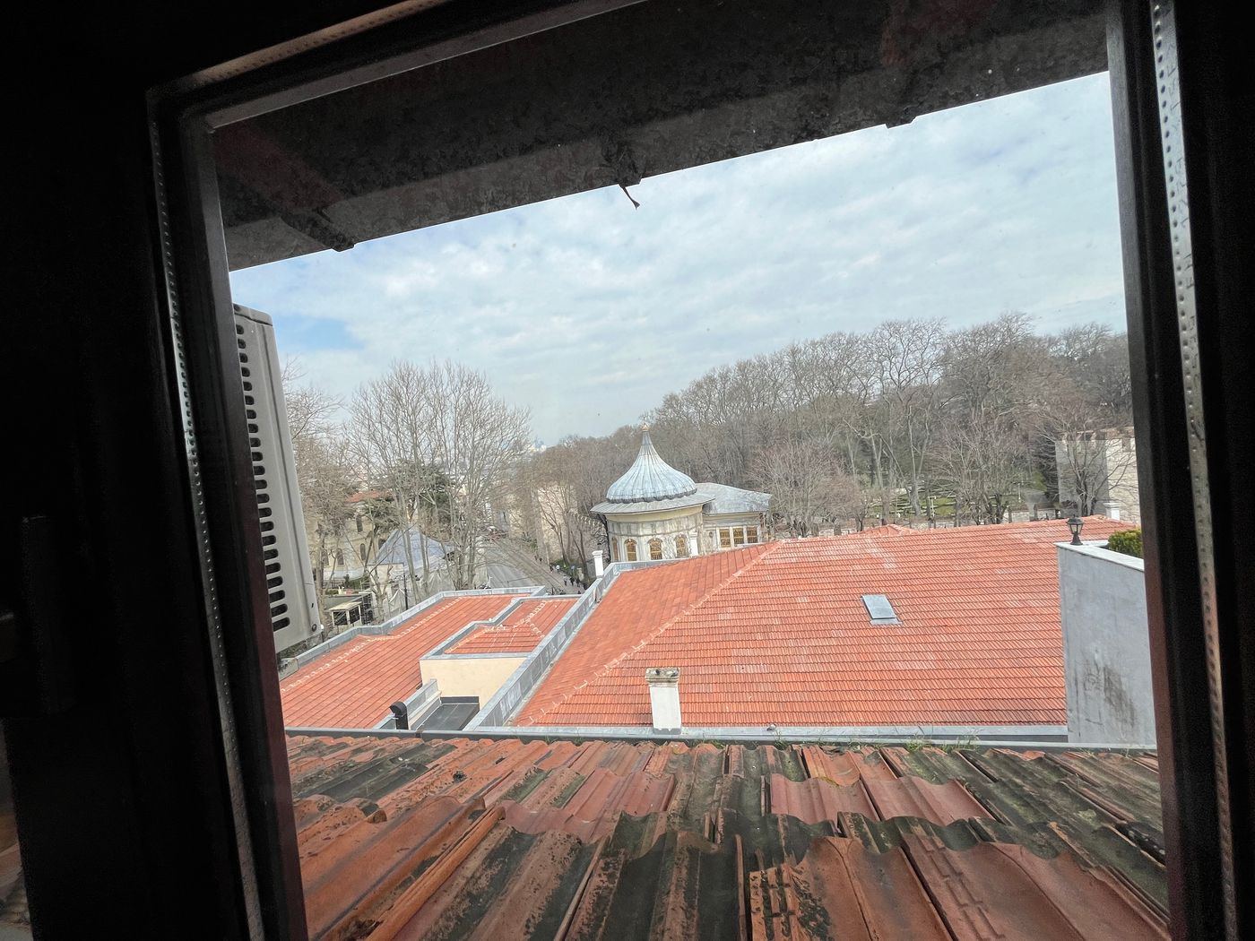 Le-Safran-Suite-Room-3