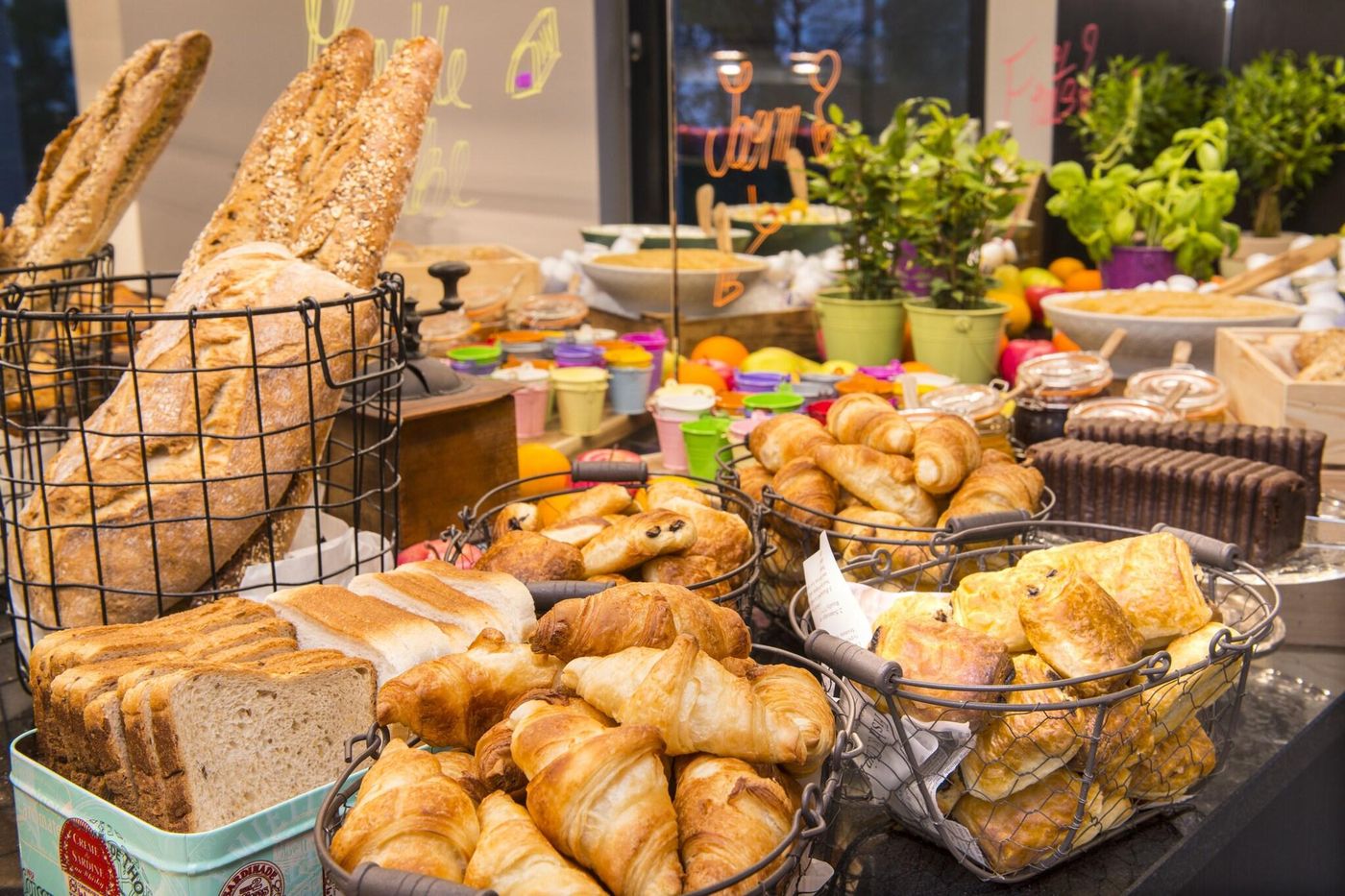 Park-Inn-by-Radisson-Luxembourg-City-Restaurant-37