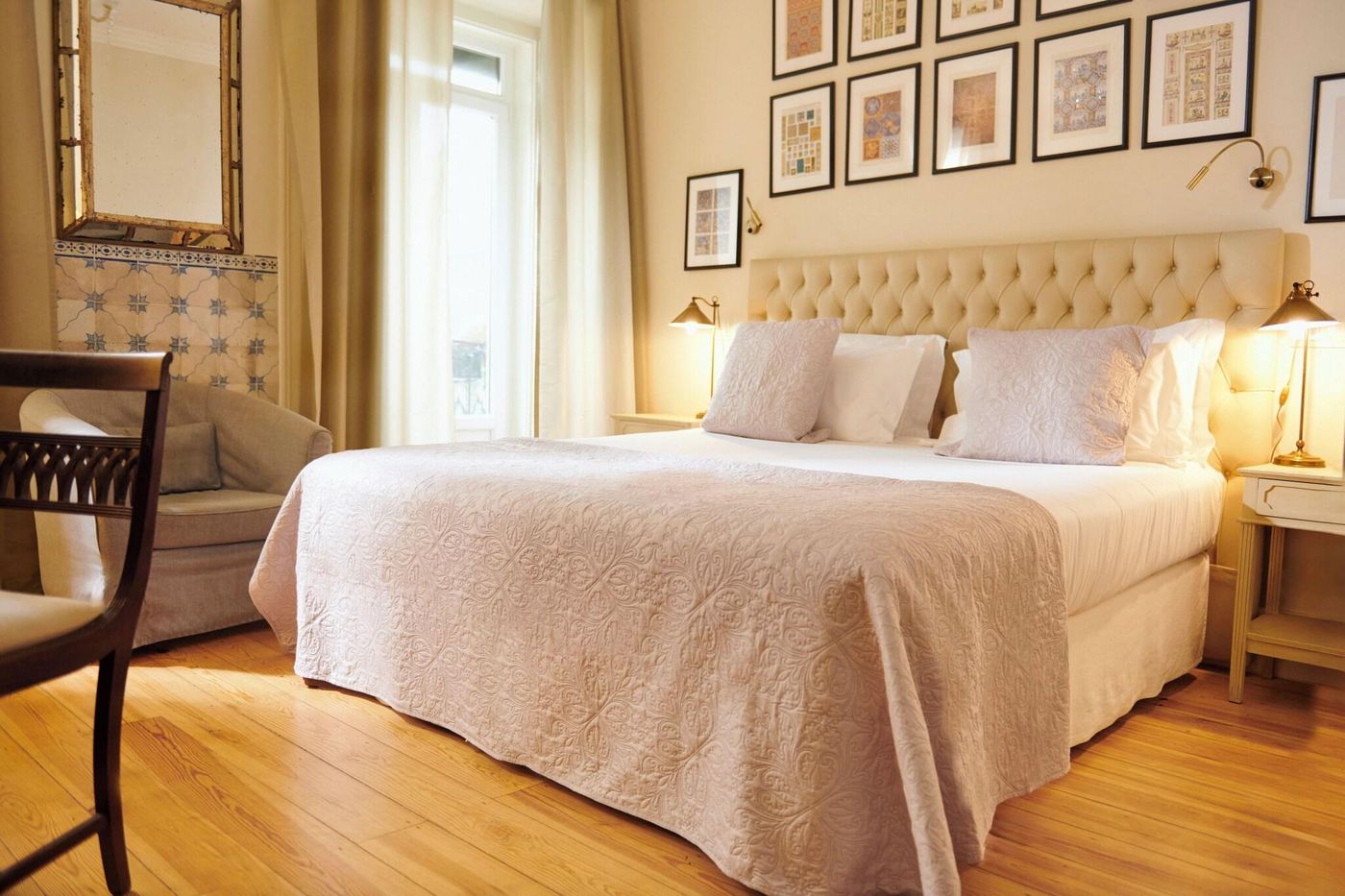 Alegria-A-Lisbon-Boutique-Hotel-Room-23