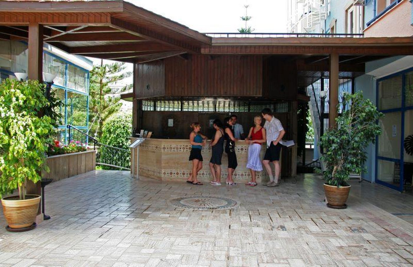 Elysee Garden Family Hotel