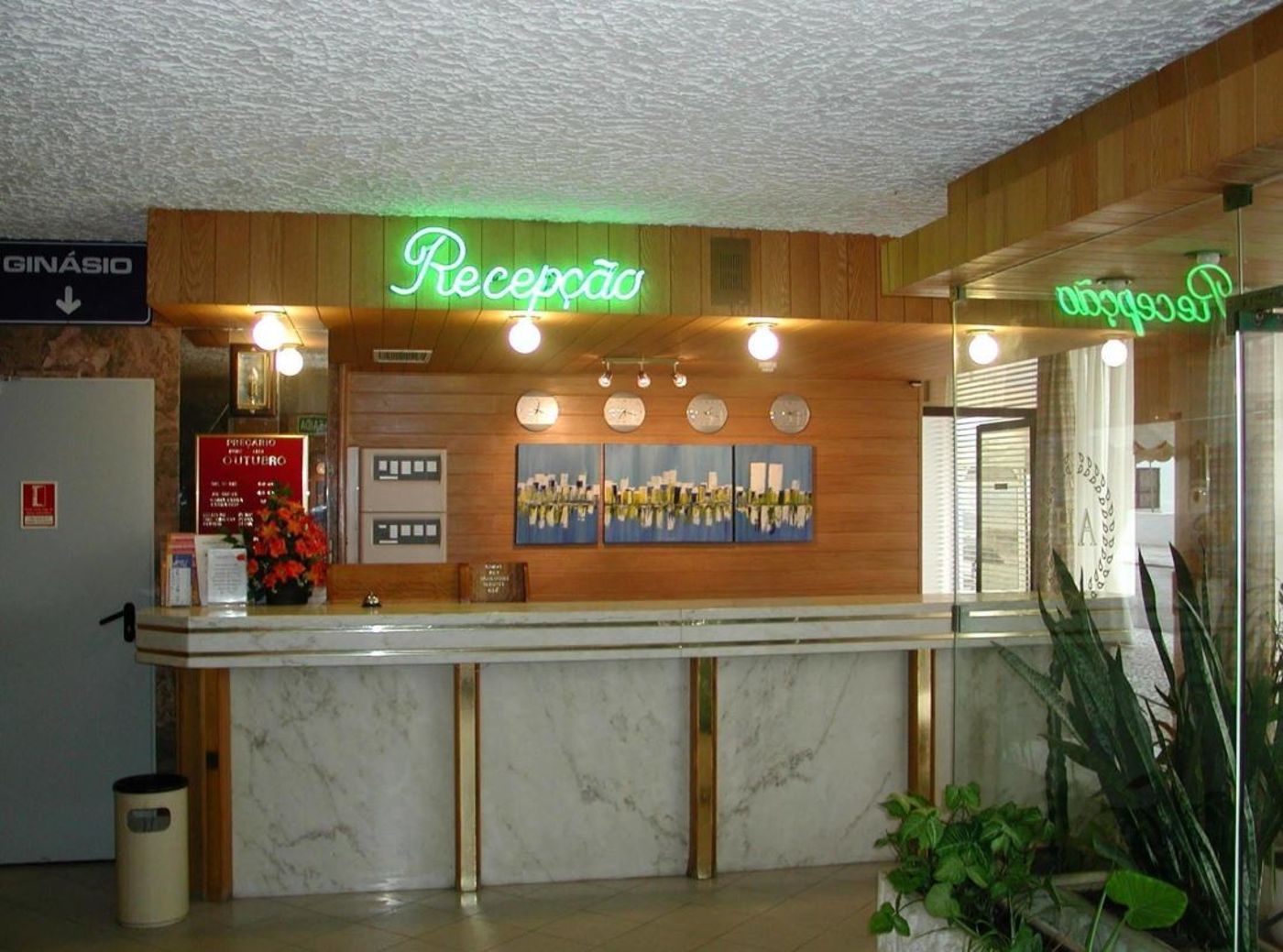 Algar Apartments And Hotel