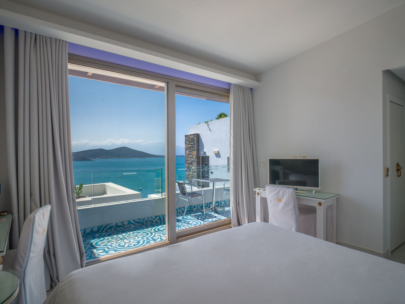 Royal-Marmin---Adult-Only-Room-29