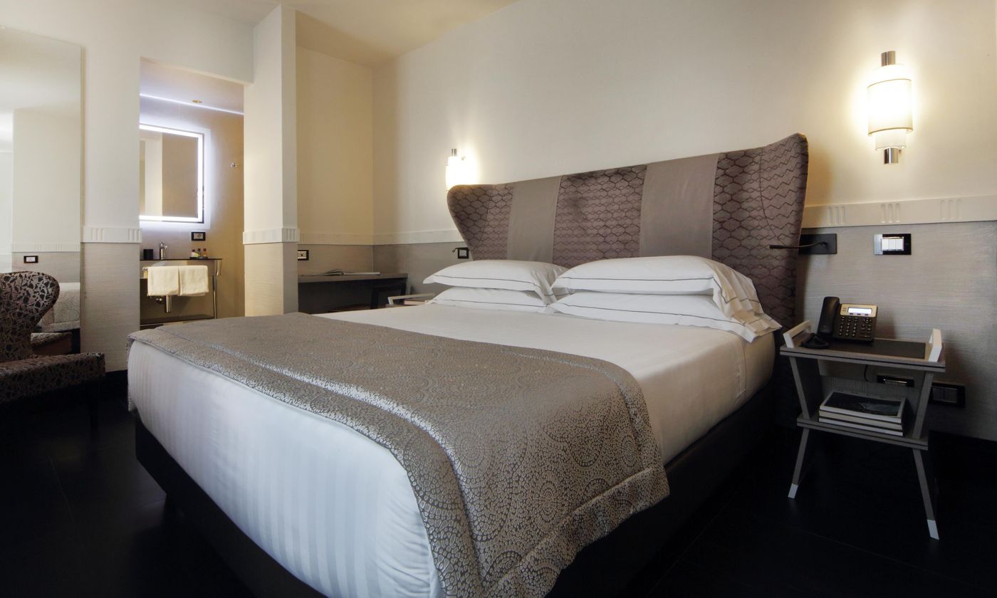 Unica-Suites-Roma-Room-22