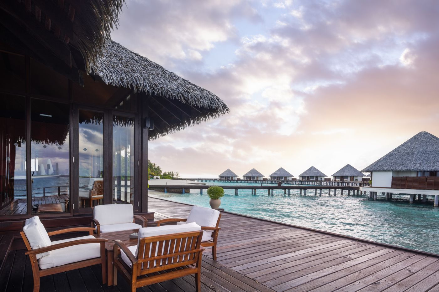 Adaaran Select Meedhupparu & Prestige Water Villas Maldives