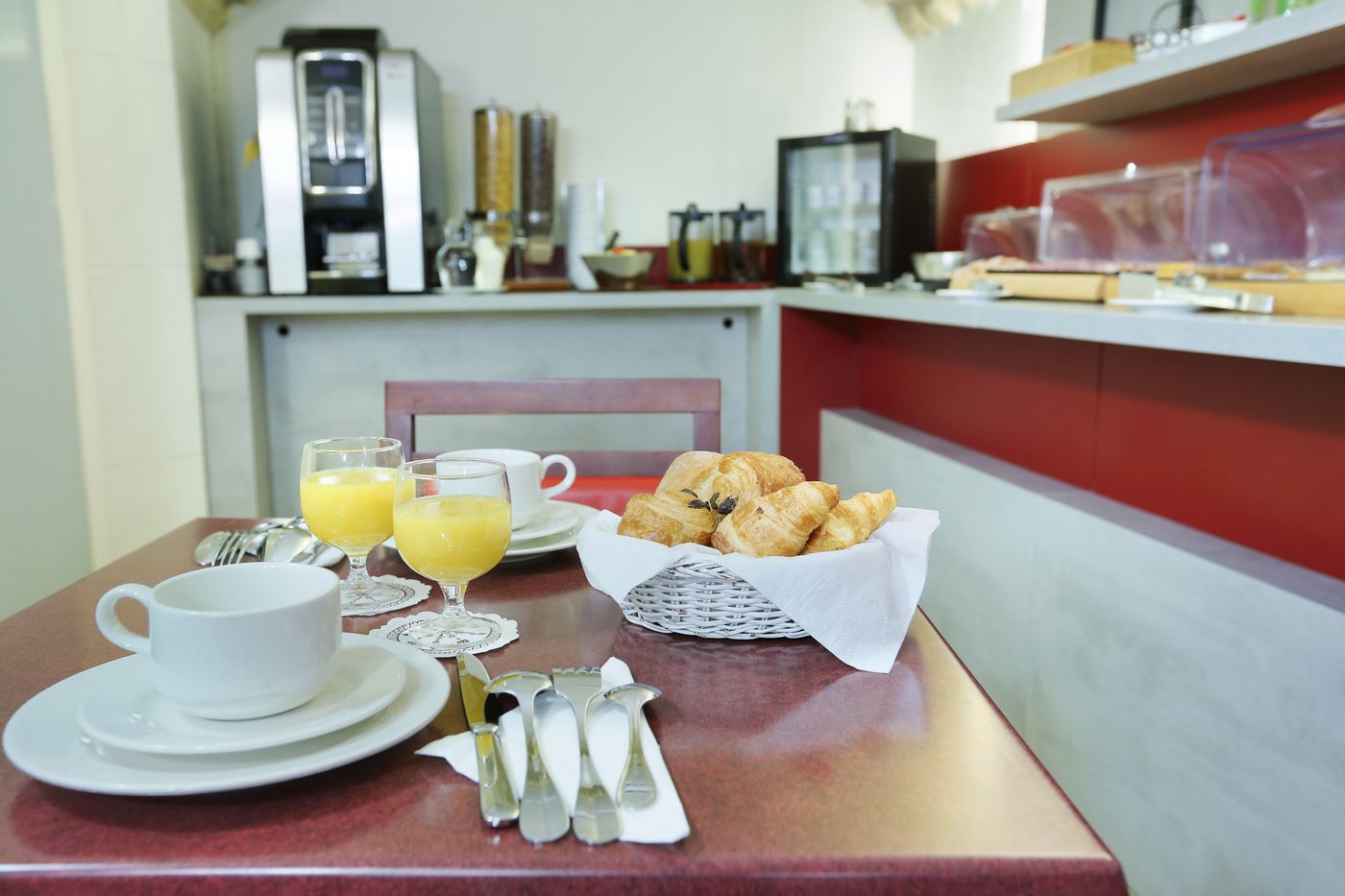 Hotel-Beaugrenelle-Tour-Eiffel-Restaurant-32