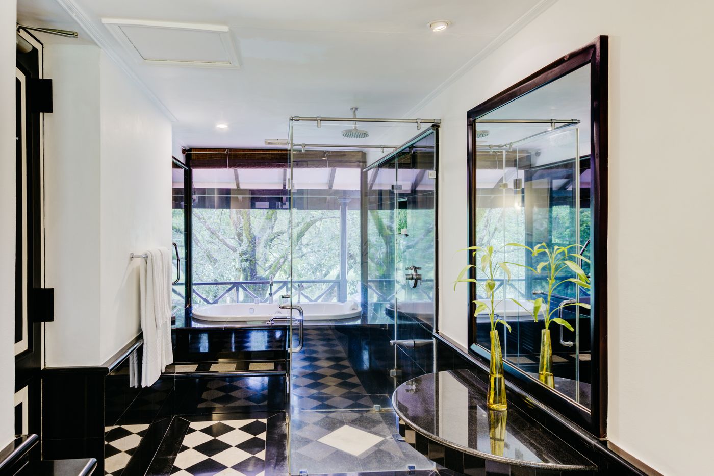 Cinnamon-Lodge-Habarana-Room-37