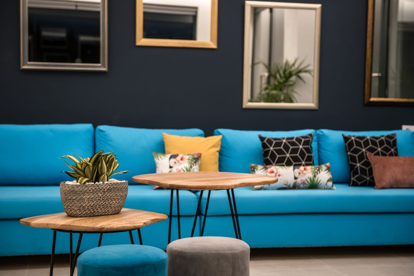 Kristalli-Apartments-Lobby-37