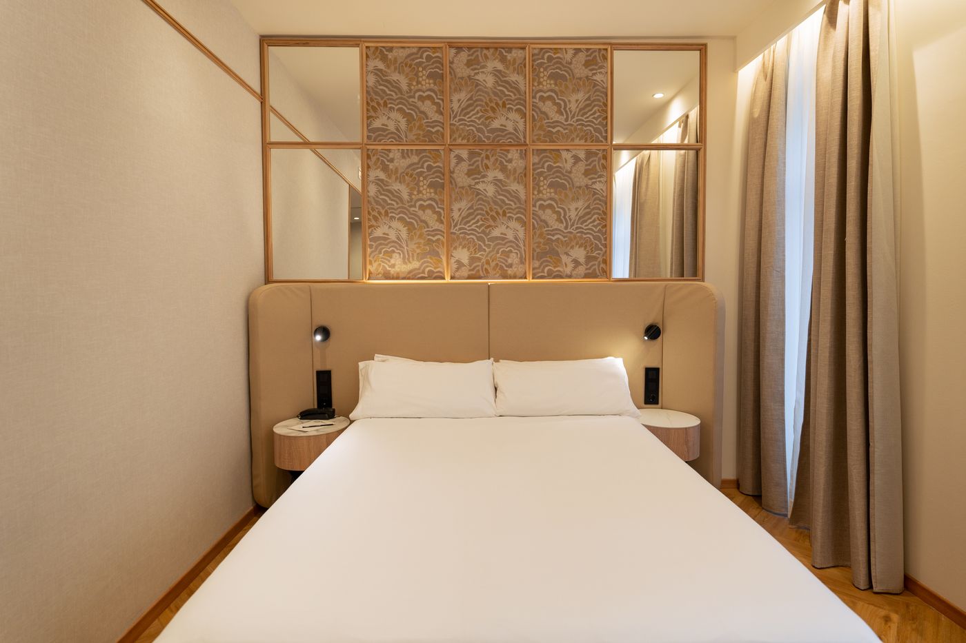 Petit-Palace-Chueca-Room-21