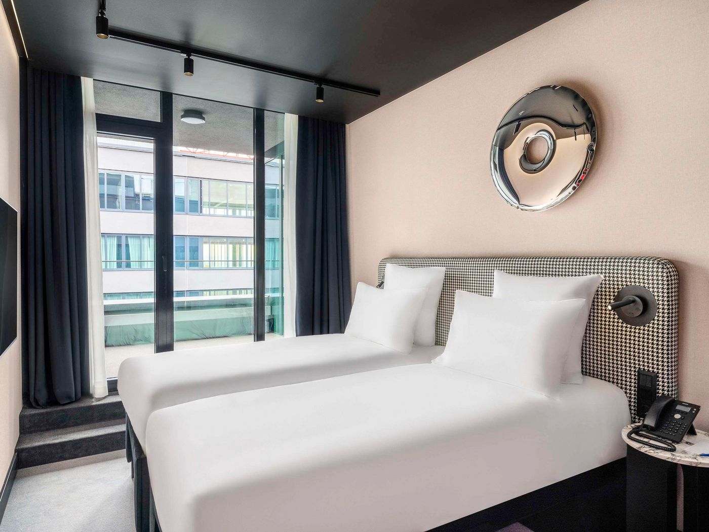 Tribe-Budapest-Stadium-Room-25