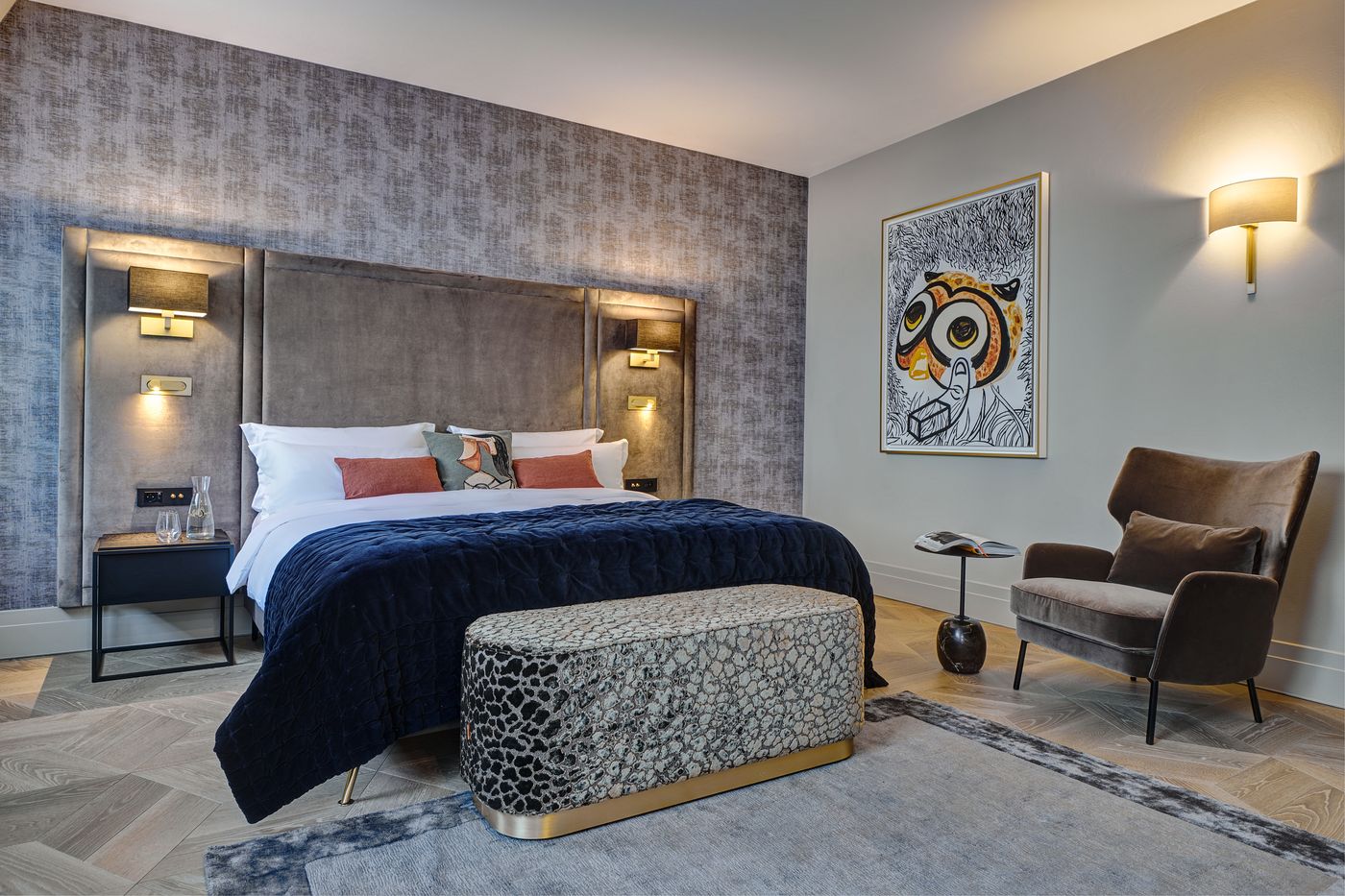 H15-Luxury-Palace-Room-4