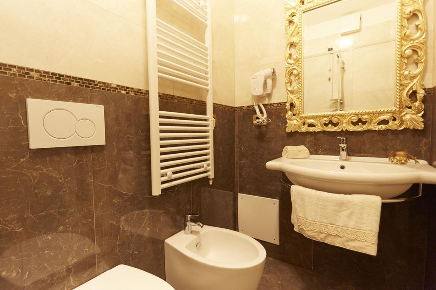 Hotel-New-Reiter-Room-23