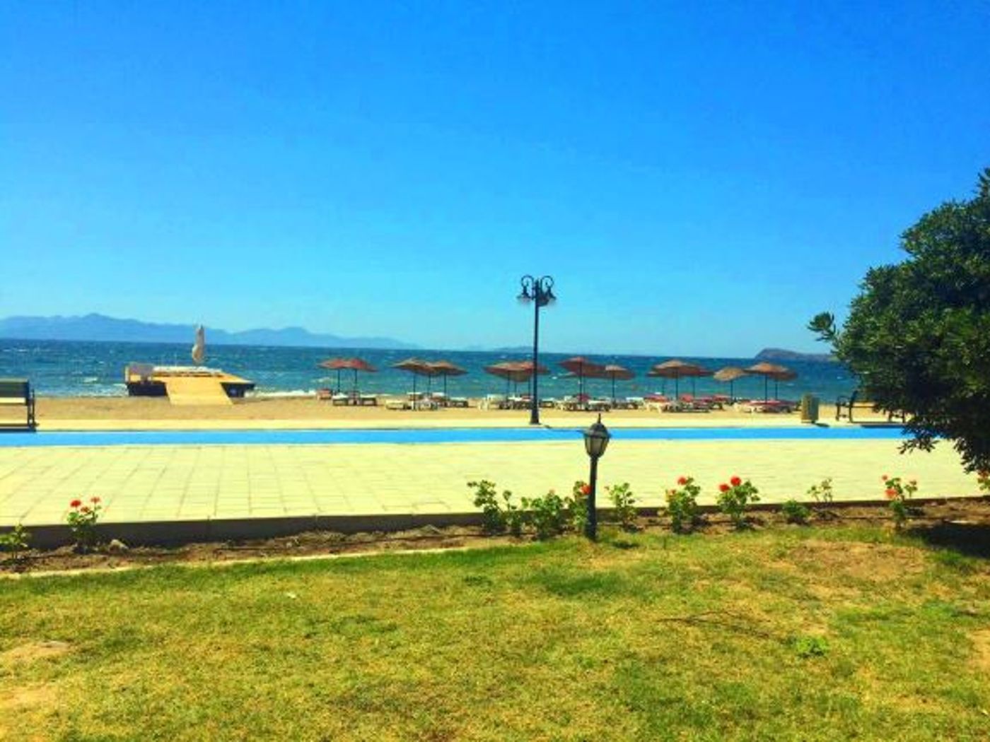 Sun and Sea Beach Hotel