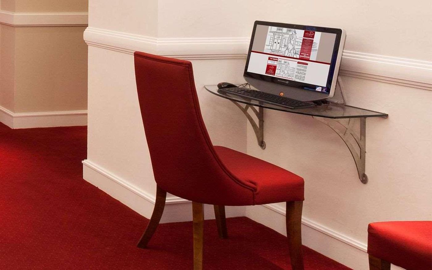 Hotel-Sleeping-Belle-Sports-and-Entertainment-42