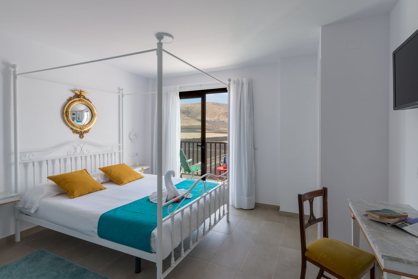 Casona-de-Yaiza-Room-18