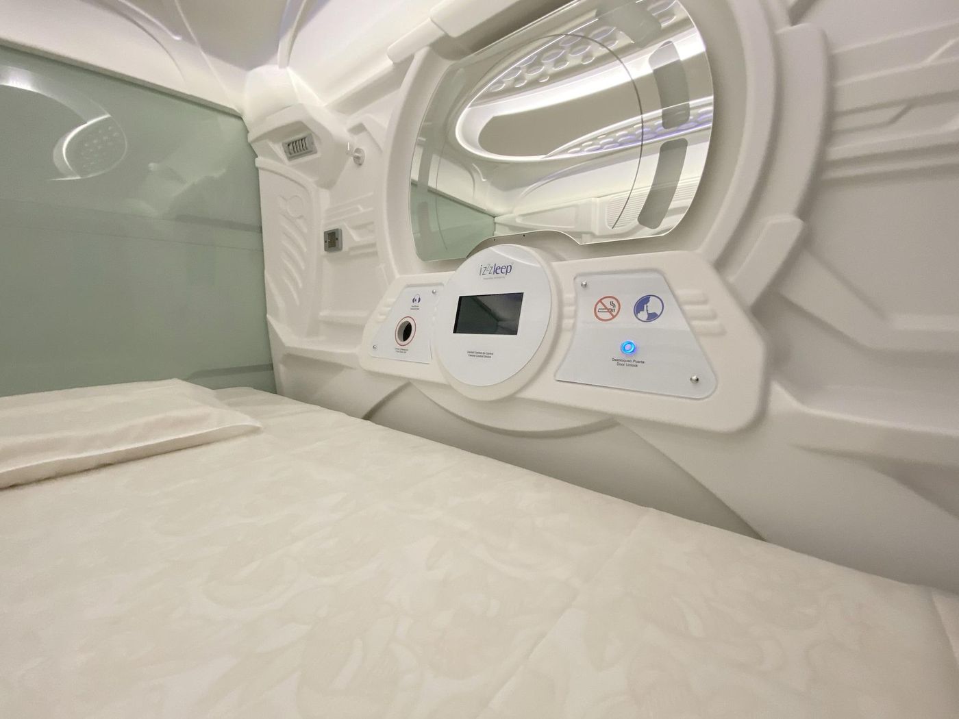 izZzleep WTC World Trade Center Mexico-Mexico-Mexico City-Room-5