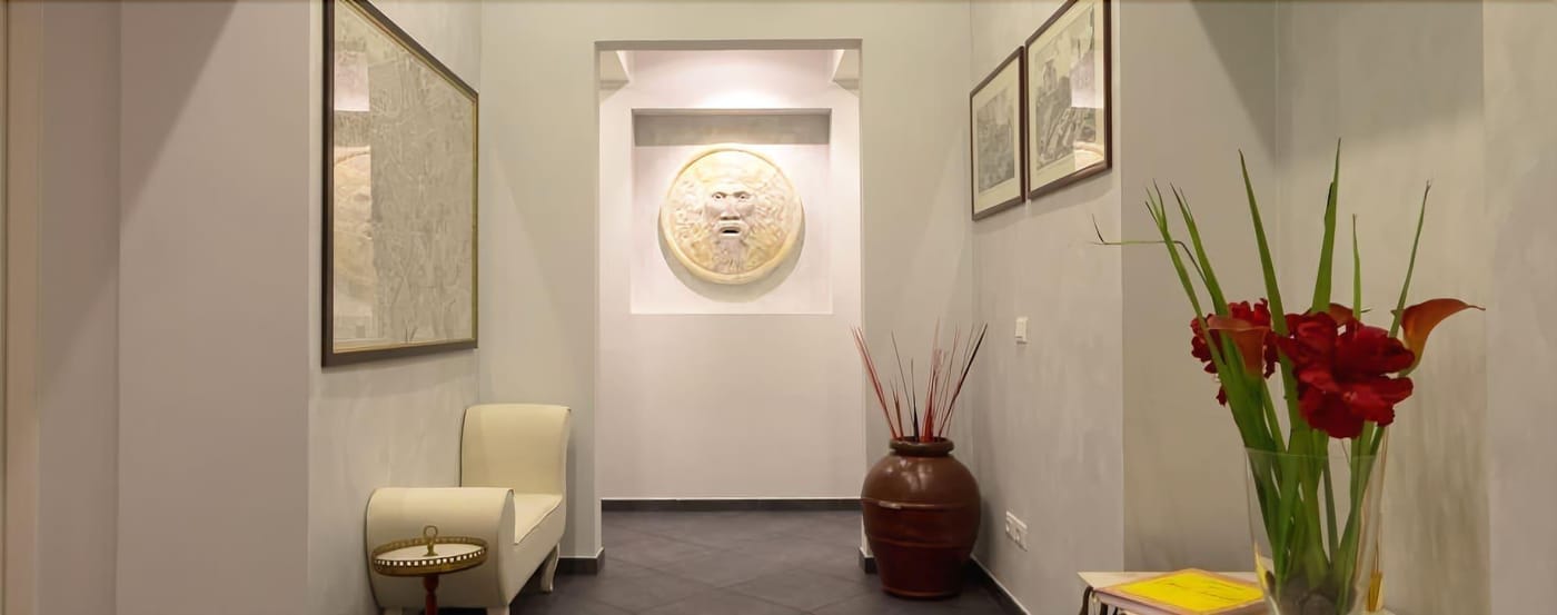 Domus Alberti-Italy-ROME-Lobby-5