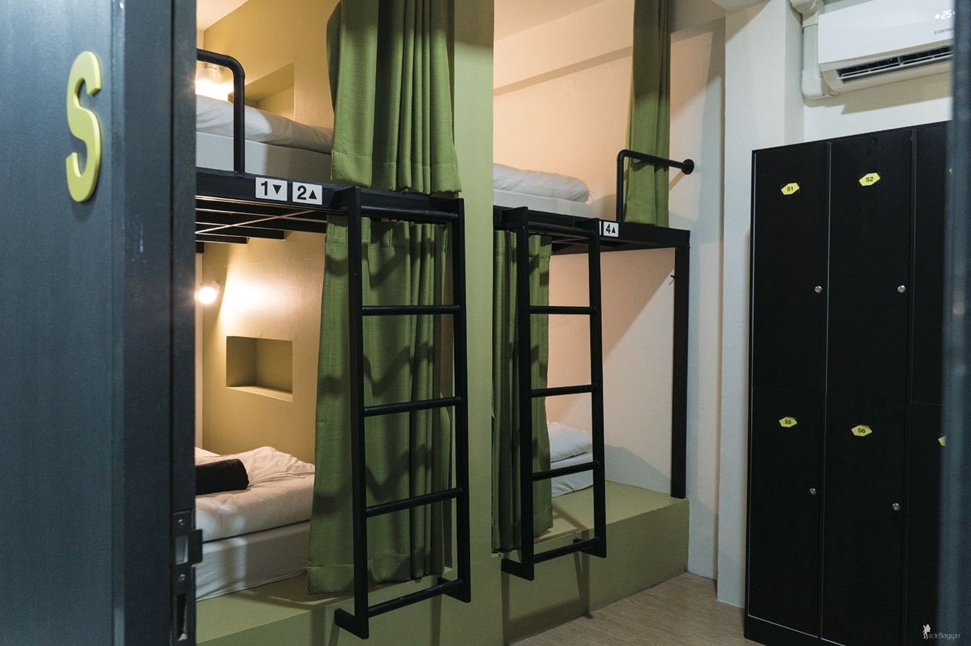 All-Day-Hostel-SHA-by-ZUZU-Room-13