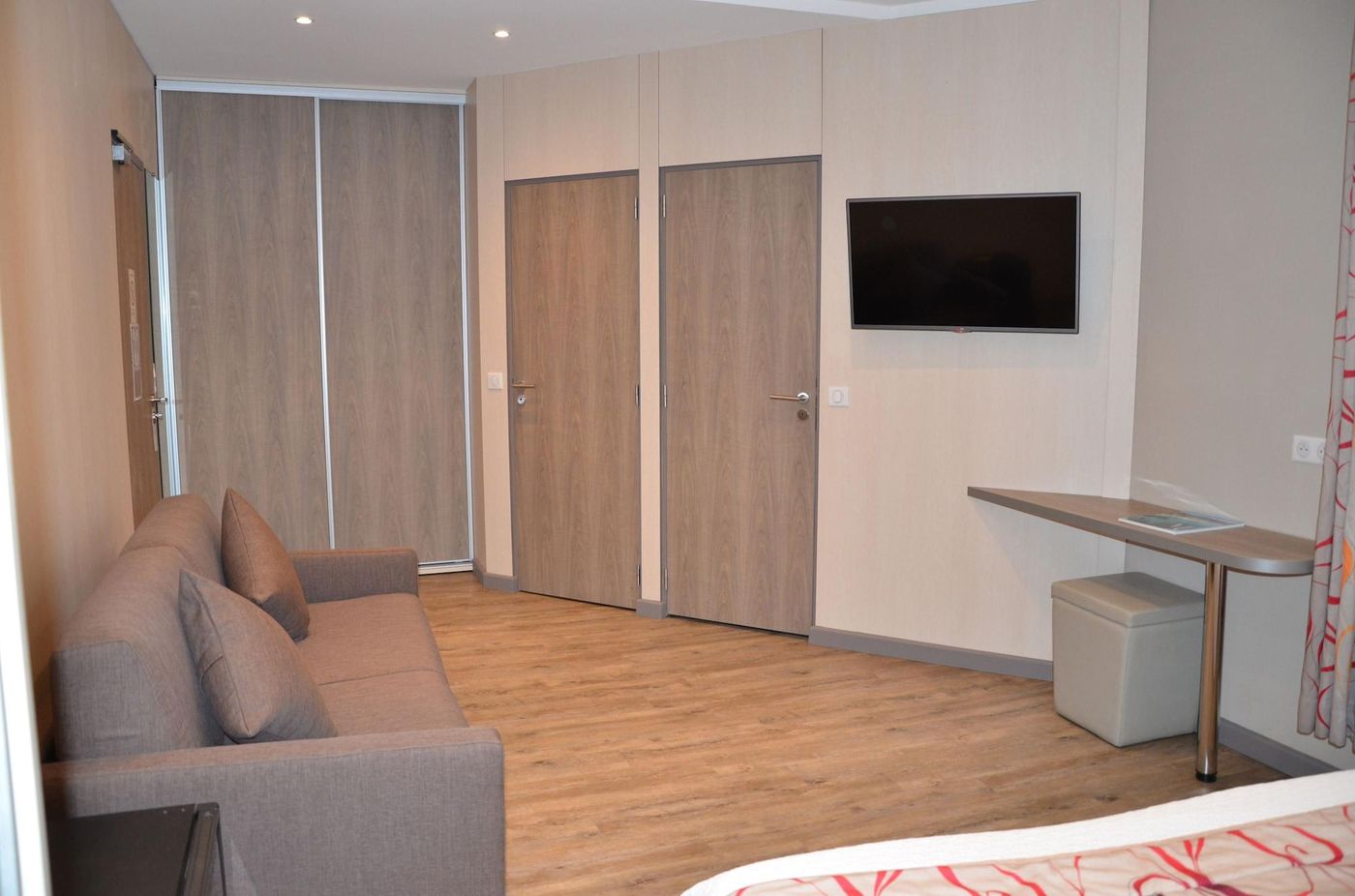 Hotel-Le-Revest-Room-17