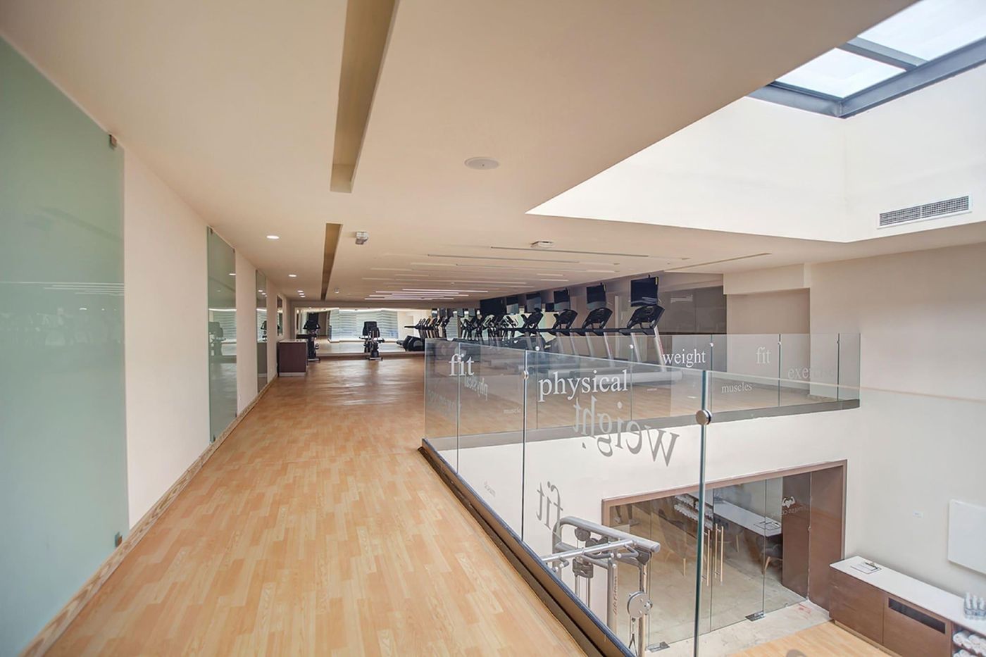 Royalton-Negril-Resort---Spa-All-Inclusive-Sports-and-Entertainment-90