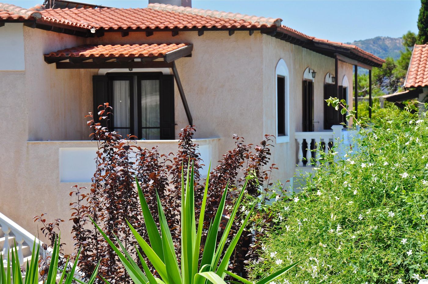 Ino-Village-General-view-12