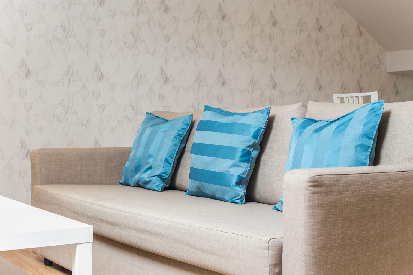 Home-Out-Rooms---Apartments-Room-21