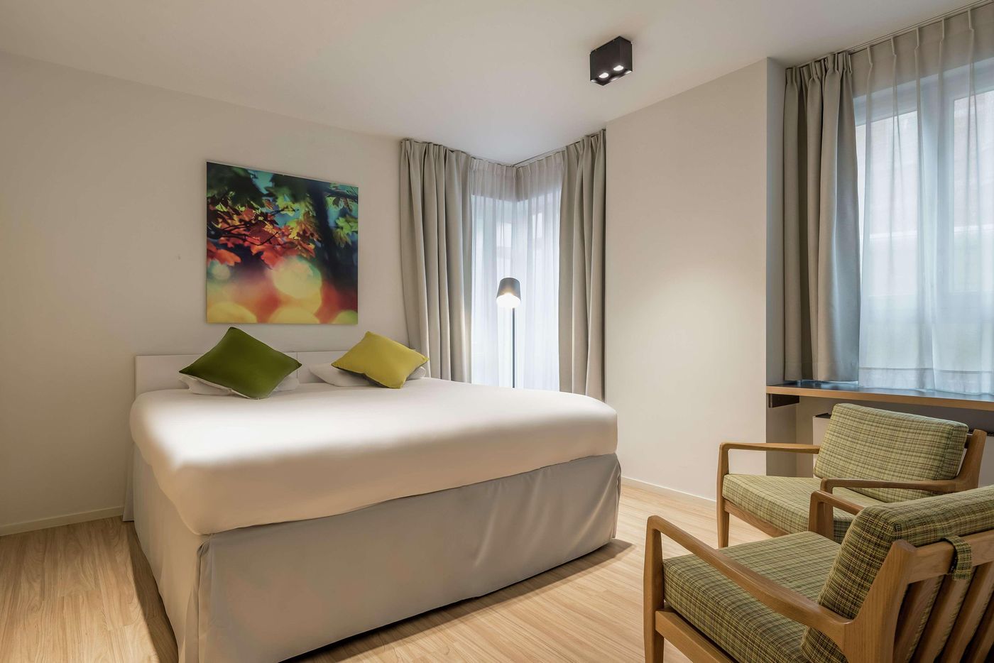 Hilton-Garden-Inn-Brussels-City-Centre-Room-31